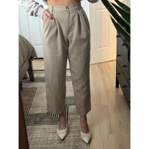 Liz Claiborne Beige Wool High-Waisted Cropped / Ankle Trousers Size 4